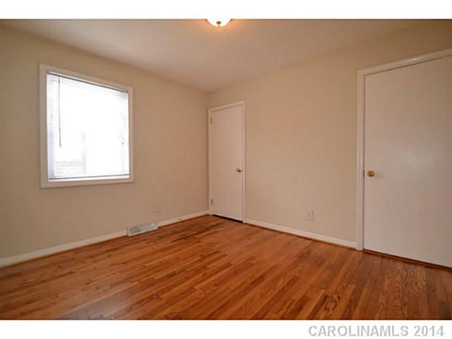 3233  Burbank Drive Charlotte North Carolina 28216