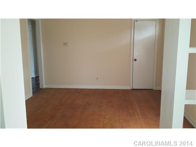 2432  Lasalle Street Charlotte North Carolina 28216