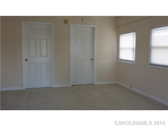 2432  Lasalle Street Charlotte North Carolina 28216