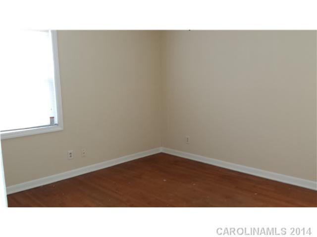 2432  Lasalle Street Charlotte North Carolina 28216