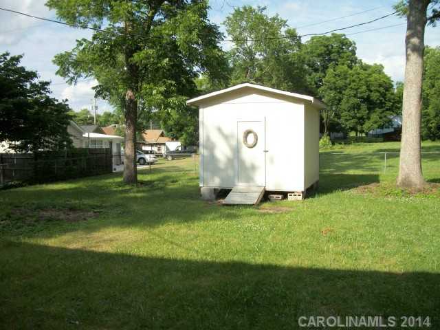 414 N Grove Street Lincolnton North Carolina 28092