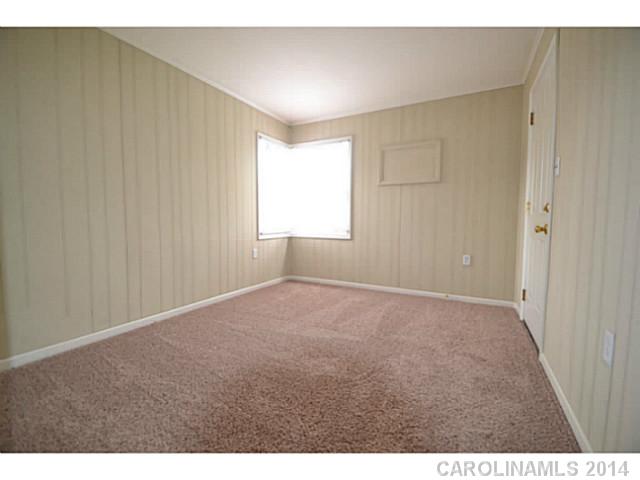 3015  Remington Street Charlotte North Carolina 28216