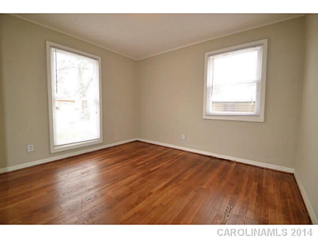 3015  Remington Street Charlotte North Carolina 28216