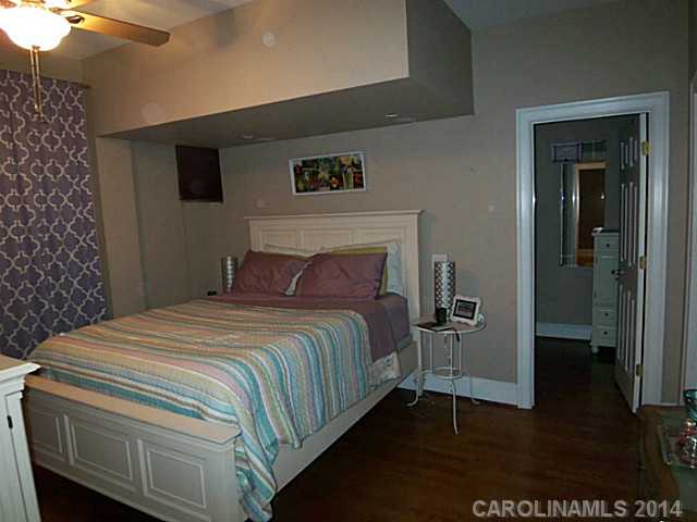 127 N Tryon Street Charlotte North Carolina 28202