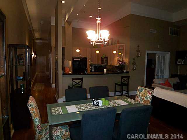 127 N Tryon Street Charlotte North Carolina 28202