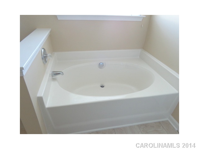 4732  Nijinsky Court Charlotte North Carolina 28216