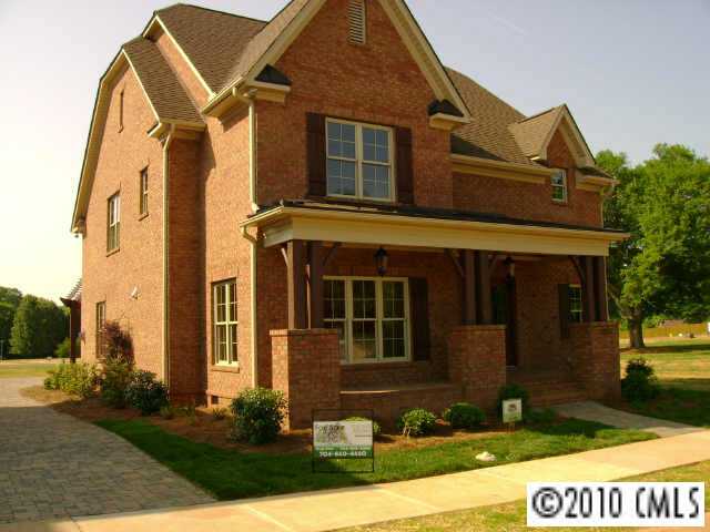 1048  Belmont Village Drive Belmont North Carolina 28012