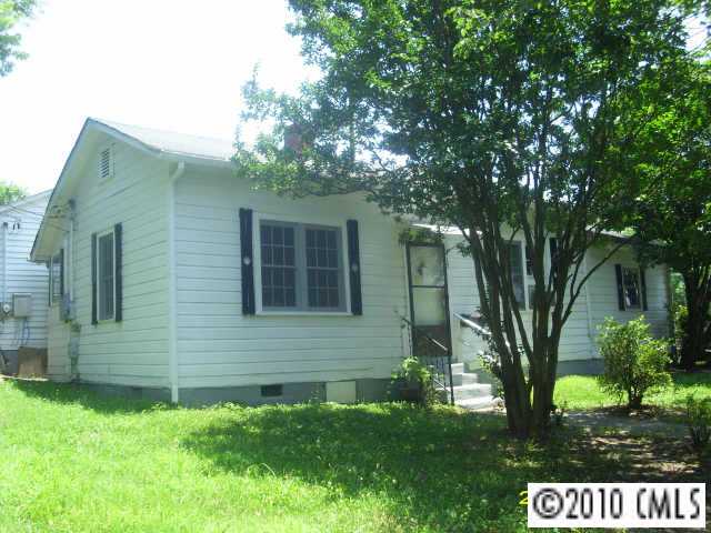 413  Edwards Street Lincolnton North Carolina 28092