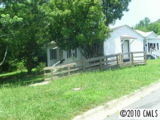 413  Edwards Street Lincolnton North Carolina 28092