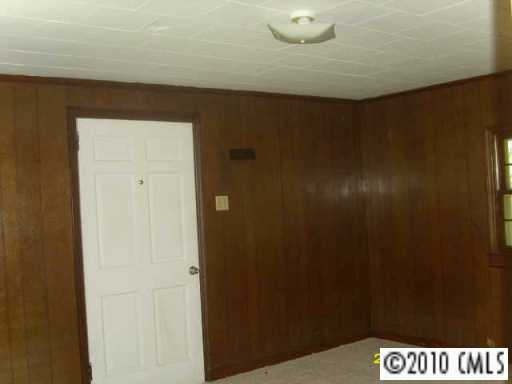 413  Edwards Street Lincolnton North Carolina 28092