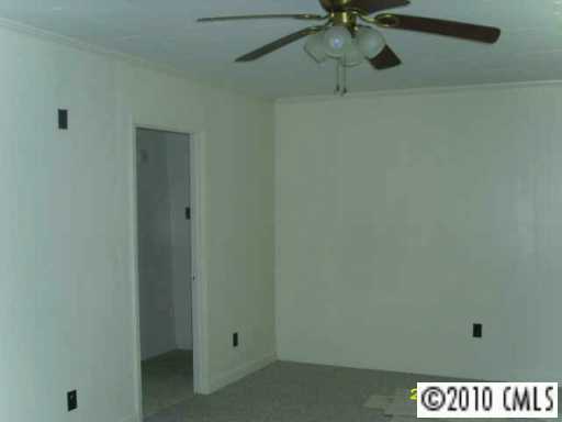 413  Edwards Street Lincolnton North Carolina 28092