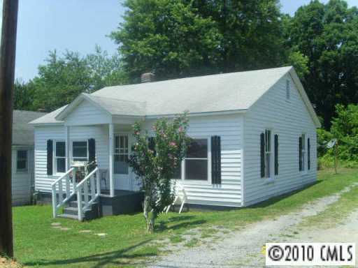 413  Edwards Street Lincolnton North Carolina 28092