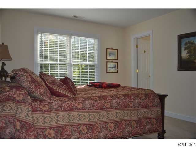 21615  Scottcrest Circle Cornelius North Carolina 28031
