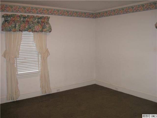 233 N Oakwood Drive Statesville North Carolina 28677