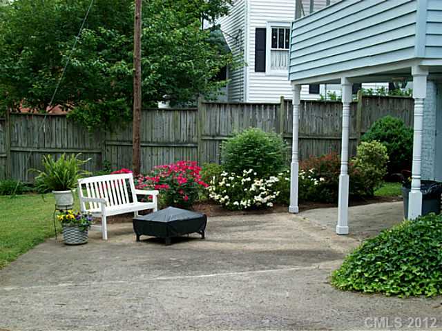 212 E Rhodes Street Lincolnton North Carolina 28092