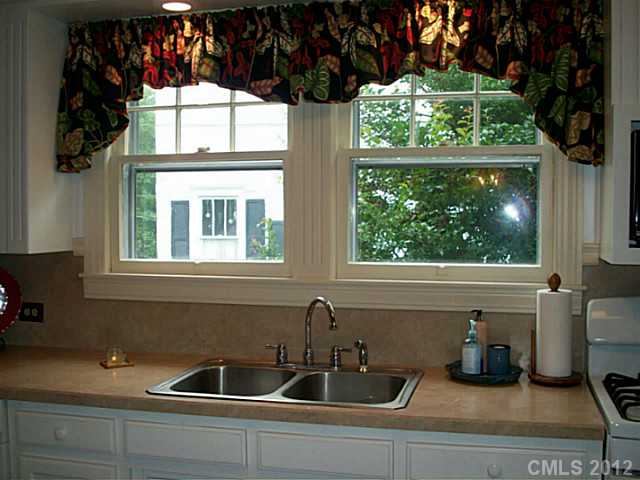 212 E Rhodes Street Lincolnton North Carolina 28092