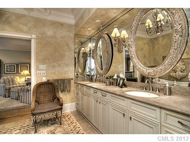 8202  Catawba Cove Drive Belmont North Carolina 28012