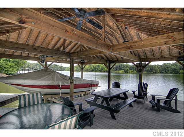 8202  Catawba Cove Drive Belmont North Carolina 28012