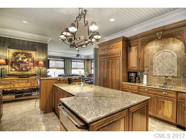 8202  Catawba Cove Drive Belmont North Carolina 28012