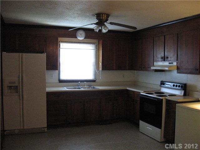 3539  Sargeant Drive Charlotte North Carolina 28217