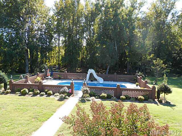 2532  Carriage Lane Lincolnton North Carolina 28092