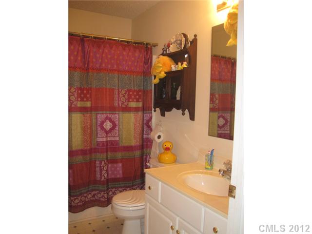 704 SE 17th Avenue Drive Hickory North Carolina 28602