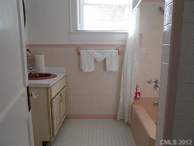 3421  Maiden Highway Lincolnton North Carolina 28092
