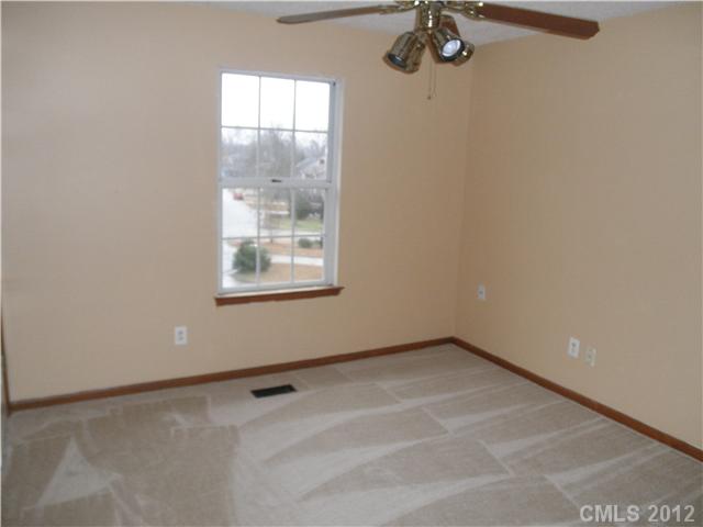 1402  Bear Mountain Road Charlotte North Carolina 28214