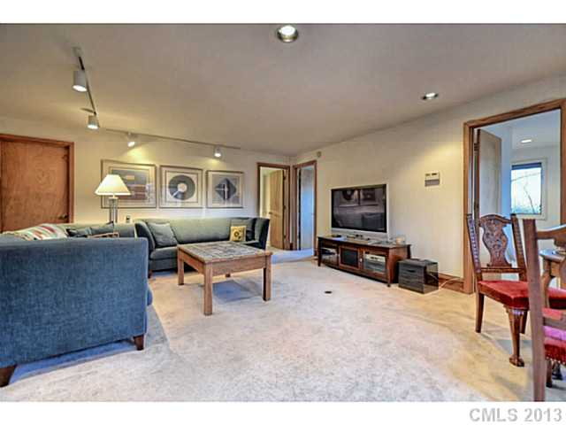 5508  Hardison Road Charlotte North Carolina 28226