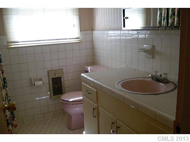 1707  Mineral Springs Road Charlotte North Carolina 28262