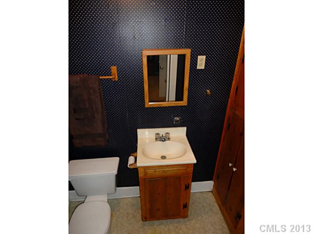 1110  Craig Avenue Gastonia North Carolina 28054