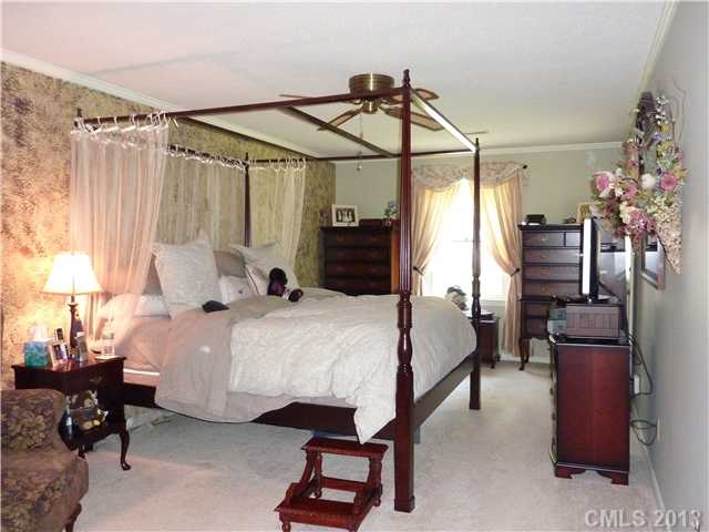 2029  Shannon Drive Gastonia North Carolina 28054