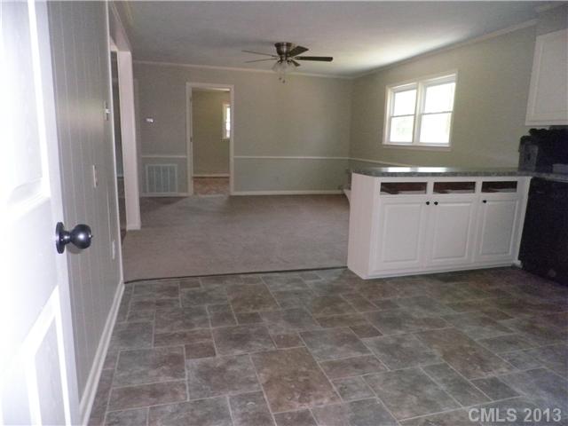 2316  Story Street Lincolnton North Carolina 28092