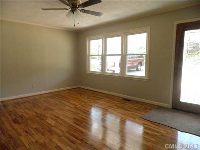 2316  Story Street Lincolnton North Carolina 28092