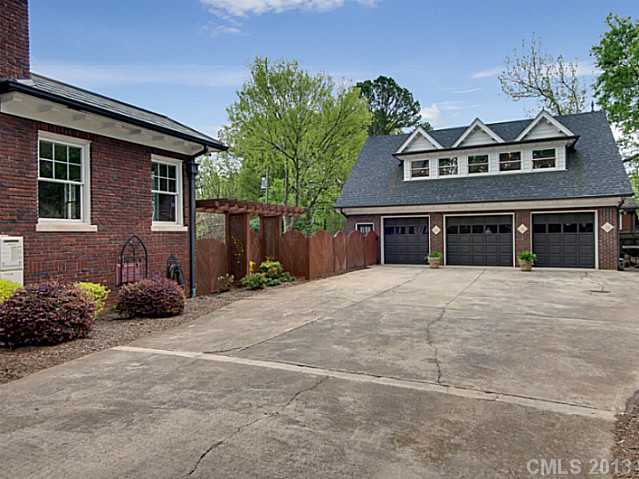 1029  Arosa Avenue Charlotte North Carolina 28203