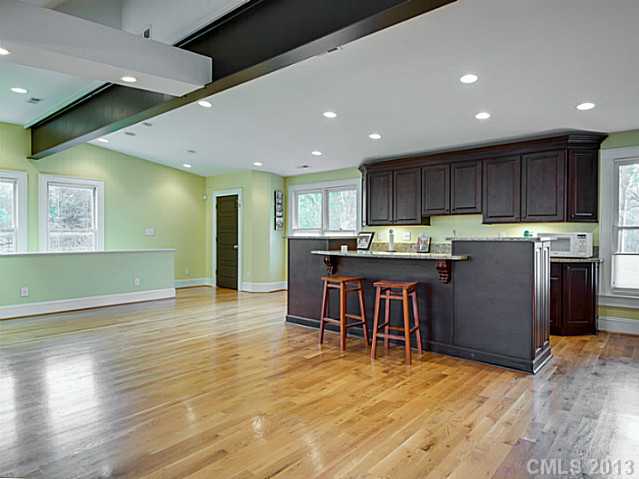 1029  Arosa Avenue Charlotte North Carolina 28203