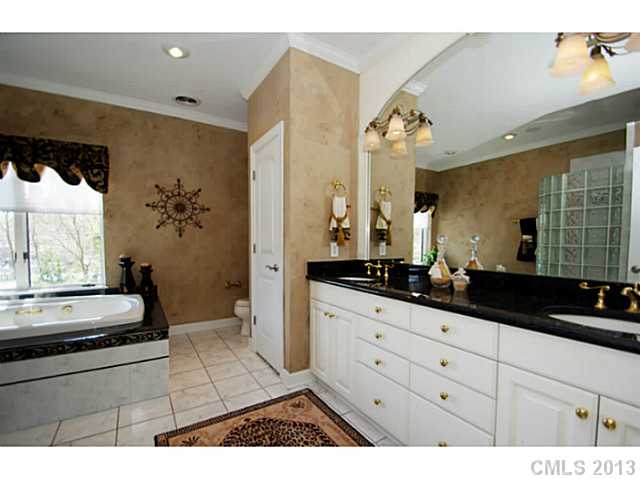 12601  Withers Cove Road Charlotte North Carolina 28278