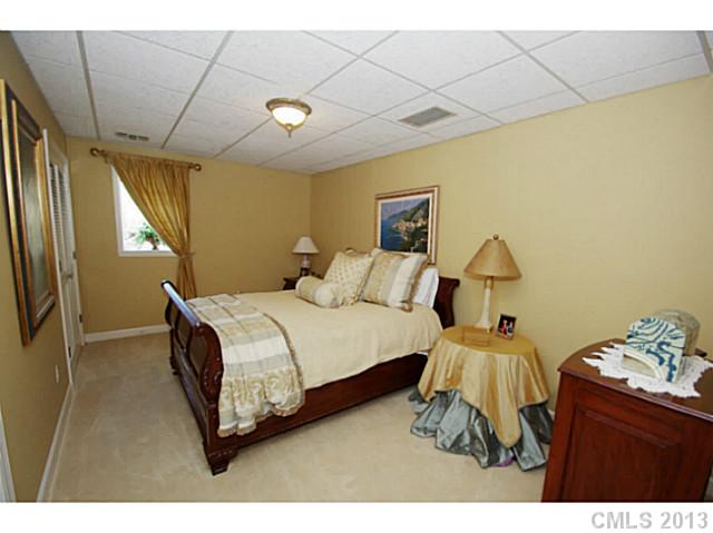 12601  Withers Cove Road Charlotte North Carolina 28278