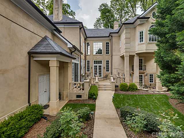 1454 W Queens Road Charlotte North Carolina 28207