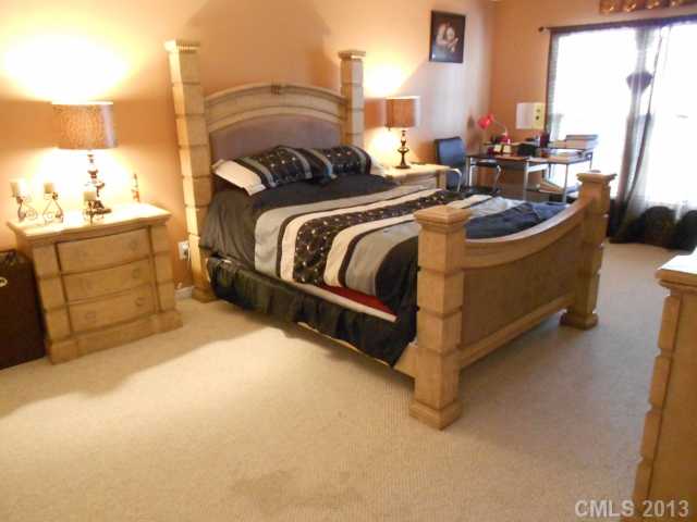 1060  Victoria Blake Lane Belmont North Carolina 28012