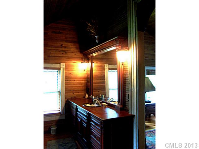 6382  Beam Lumber Road Vale North Carolina 28168