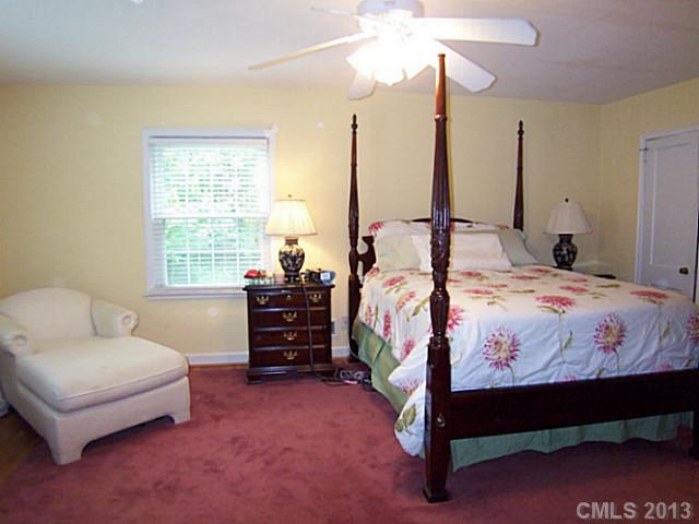 304 W Ballard Street Cherryville North Carolina 28021