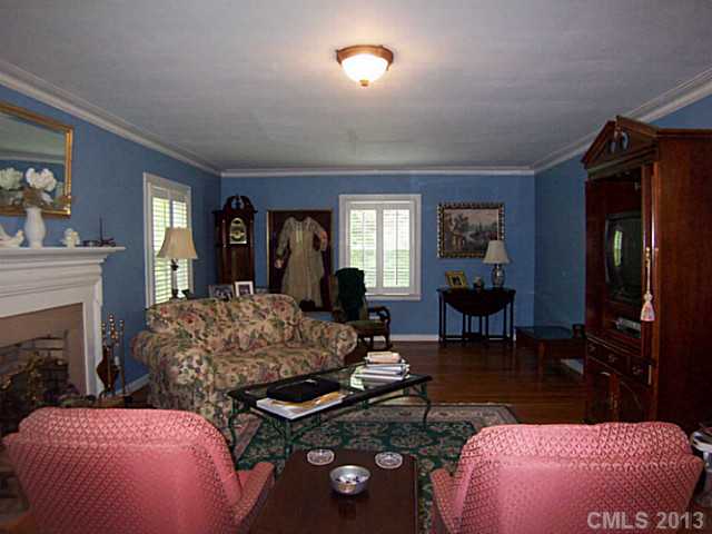 304 W Ballard Street Cherryville North Carolina 28021