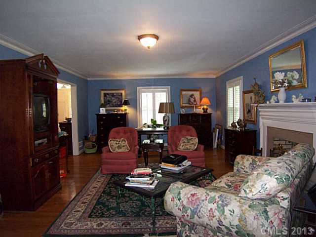 304 W Ballard Street Cherryville North Carolina 28021