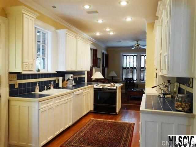513 NW 1st Avenue Hickory North Carolina 28601