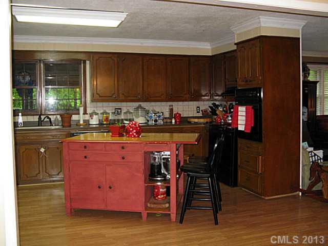 1840  Whispering Pines Road Lincolnton North Carolina 28092