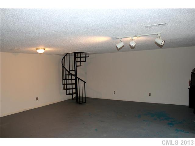 2032  Eaker Drive Cherryville North Carolina 28021
