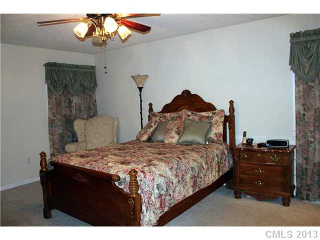 2032  Eaker Drive Cherryville North Carolina 28021