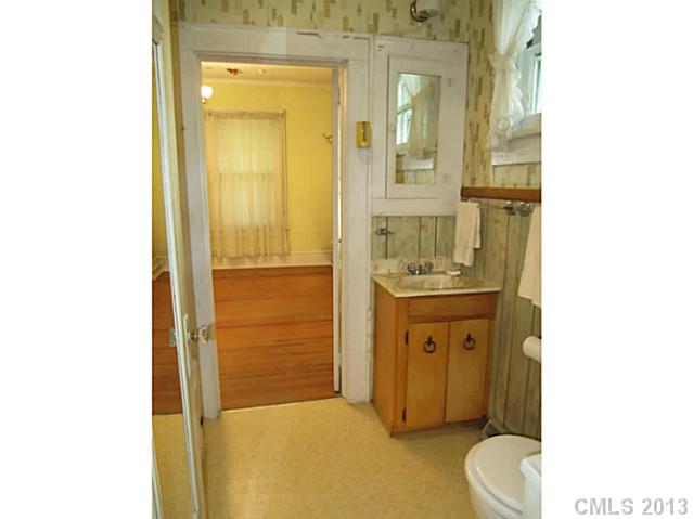 520 W Fifth Avenue Gastonia North Carolina 28052