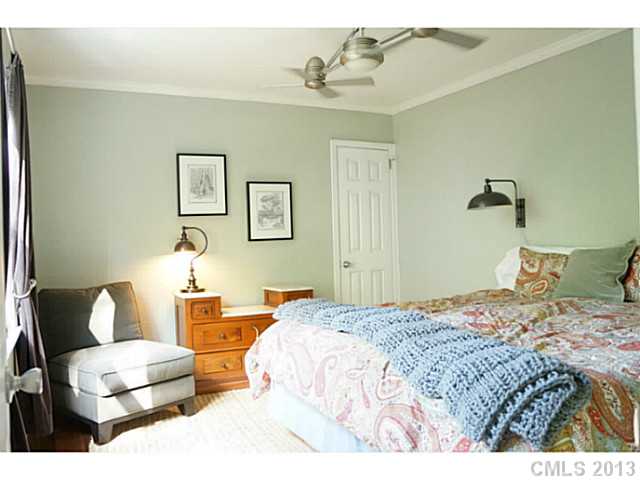 536  Ambassador Street Charlotte North Carolina 28208